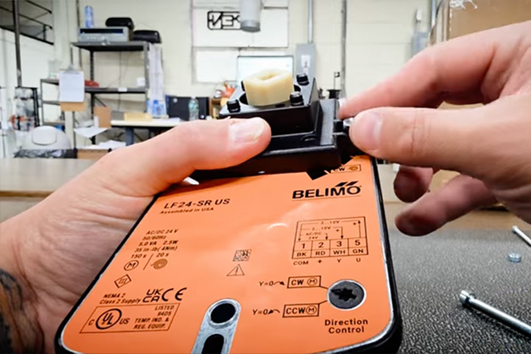 Step-by-step: how to add a valve neck extension kit to a belimo lf24-sr damper actuator